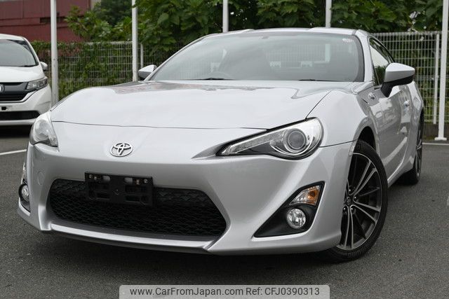 toyota 86 2012 YAMAKATSU_ZN6-023106 image 1