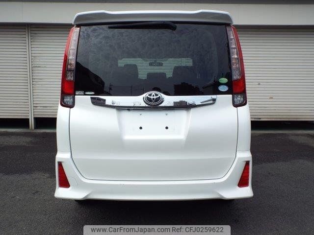 toyota noah 2014 -TOYOTA--Noah ZRR85W--0005089---TOYOTA--Noah ZRR85W--0005089- image 2