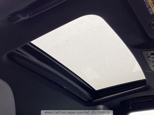 lexus is 2016 CFJ1508928 image 2