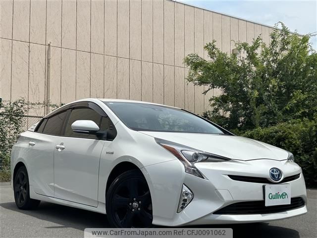 toyota prius 2017 -TOYOTA--Prius DAA-ZVW55--ZVW55-8045308---TOYOTA--Prius DAA-ZVW55--ZVW55-8045308- image 1