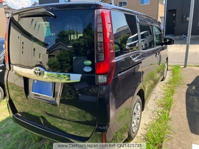 toyota noah 2017 -TOYOTA--Noah DBA-ZRR80G--ZRR80-0302779---TOYOTA--Noah DBA-ZRR80G--ZRR80-0302779- image 2