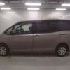 toyota noah 2018 -TOYOTA--Noah DBA-ZRR80Gｶｲ--ZRR80-0427222---TOYOTA--Noah DBA-ZRR80Gｶｲ--ZRR80-0427222- image 9