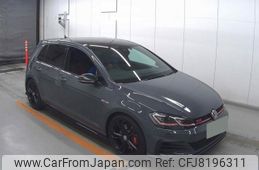 volkswagen-golf-gti-2019-33301-car_16c17580-07f7-4895-a97a-83b9c512d338