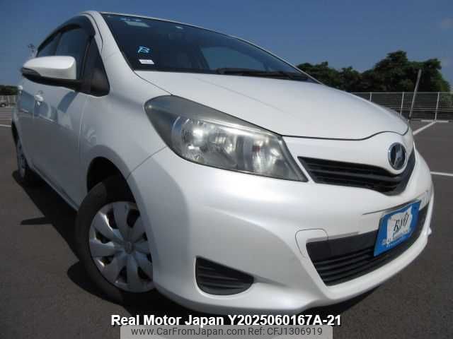 toyota vitz 2012 3282185-Y2025060167A-21 image 1