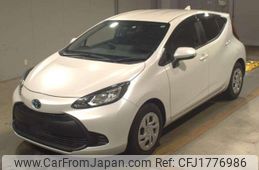 toyota aqua 2022 CFJ1776986