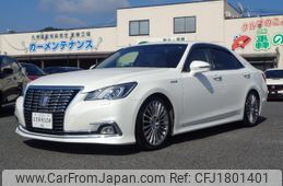 toyota crown-hybrid 2017 CFJ1801401