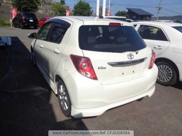 toyota vitz 2011 TE6088 image 1