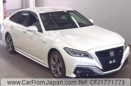 toyota crown-hybrid 2018 CFJ1771773