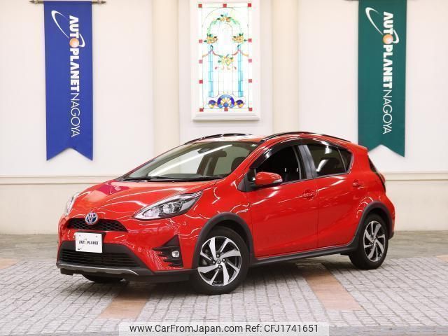 toyota aqua 2018 CFJ1741651 image 1