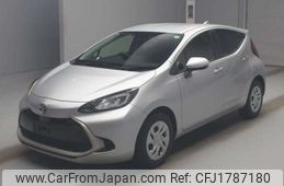 toyota aqua 2022 CFJ1787180