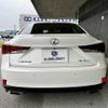 lexus is 2019 CFJ1562345 image 12