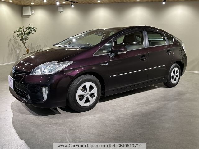 toyota prius 2013 -TOYOTA--Prius DAA-ZVW30--ZVW30-5717169---TOYOTA--Prius DAA-ZVW30--ZVW30-5717169- image 1