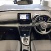 toyota yaris-cross 2023 CFJ1572343 image 2