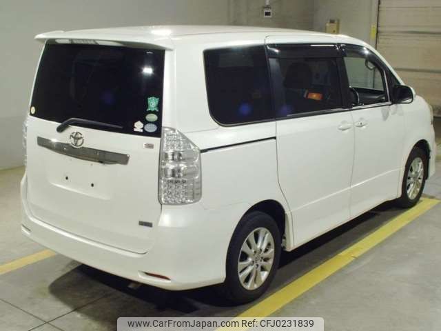 toyota noah 2012 -TOYOTA--Noah DBA-ZRR75W--ZRR75-0097838---TOYOTA--Noah DBA-ZRR75W--ZRR75-0097838- image 2