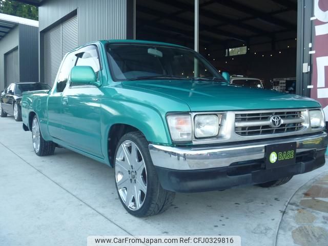 toyota hilux-sports-pick-up 2000 GOO_NET_EXCHANGE_0902301A30241014W001 image 1