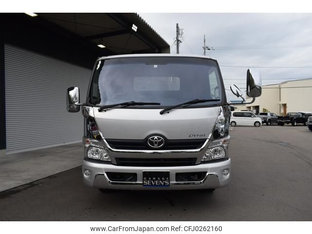 toyota dyna-truck 2017 GOO_NET_EXCHANGE_0206702A30240929W001 image 2