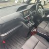 toyota noah 2017 CFJ1746516 image 4