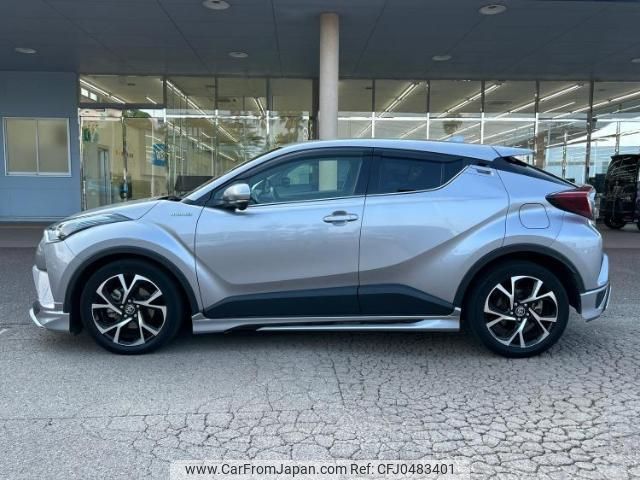 toyota c-hr 2018 quick_quick_DAA-ZYX10_ZYX10-2153012 image 2