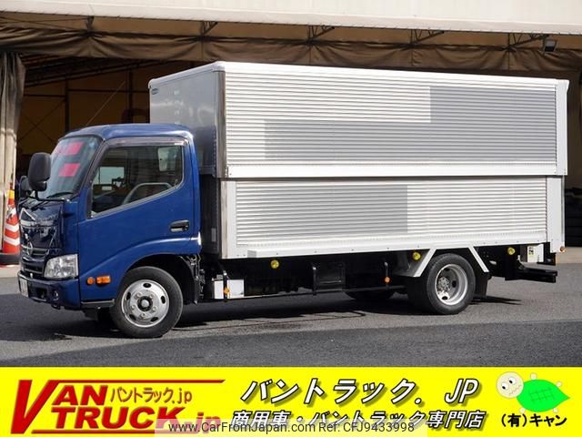 hino dutro 2017 GOO_NET_EXCHANGE_0540277A30240131W001 image 1