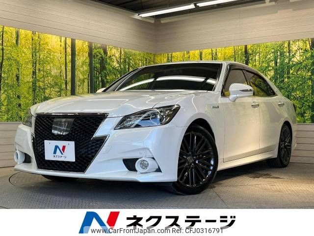 toyota crown 2014 -TOYOTA--Crown DAA-AWS210--AWS210-6076511---TOYOTA--Crown DAA-AWS210--AWS210-6076511- image 1