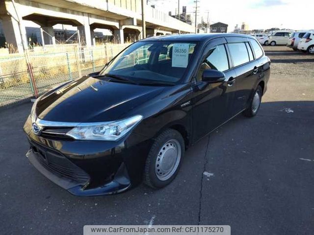 toyota corolla-fielder 2018 23752 image 2