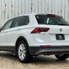 volkswagen tiguan 2017 -VOLKSWAGEN--VW Tiguan ABA-5NCZE--WVGZZZ5NZHW839195---VOLKSWAGEN--VW Tiguan ABA-5NCZE--WVGZZZ5NZHW839195- image 17