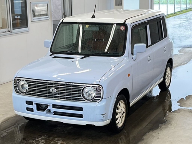 car_174fc4f7-dd3e-4cc4-8c56-