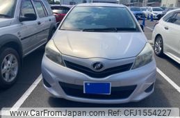 toyota vitz 2013 CFJ1554227
