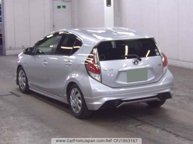 toyota aqua 2015 CFJ1863167 image 2