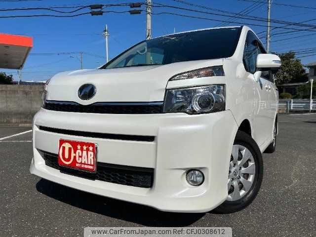 toyota voxy 2013 TE5864 image 2