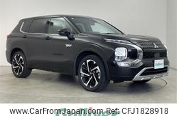 mitsubishi outlander-phev 2024 CFJ1828918