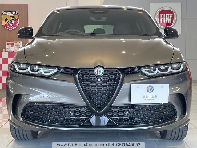alfa-romeo alfa-romeo-others 2024 CFJ1645052 image 2
