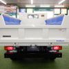 hino dutro 2024 GOO_NET_EXCHANGE_0700553A30240423W001 image 3