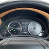 lexus is 2022 CFJ1502603 image 9
