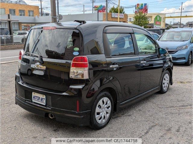 toyota spade 2012 CFJ1744758 image 2