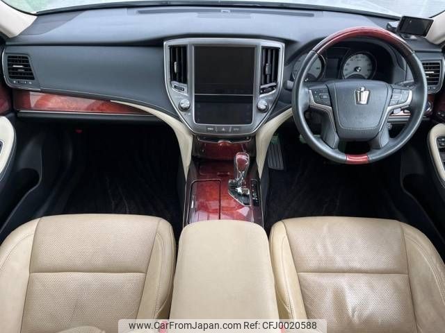 toyota crown-majesta 2014 -TOYOTA--Crown Majesta DAA-GWS214--GWS214-6006283---TOYOTA--Crown Majesta DAA-GWS214--GWS214-6006283- image 2