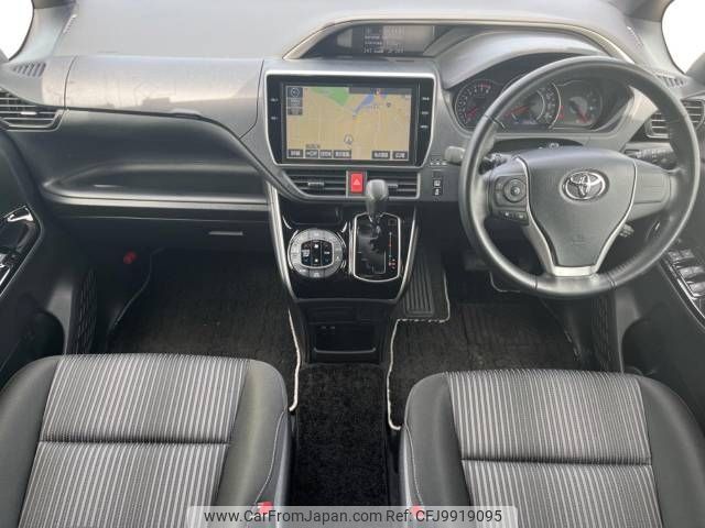 toyota voxy 2017 -TOYOTA--Voxy DBA-ZRR80W--ZRR80-0389668---TOYOTA--Voxy DBA-ZRR80W--ZRR80-0389668- image 2