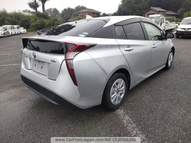 toyota prius 2017 quick_quick_DAA-ZVW50_ZVW50-6105622 image 2