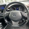 toyota c-hr 2017 quick_quick_DAA-ZYX10_ZYX10-2094174 image 13