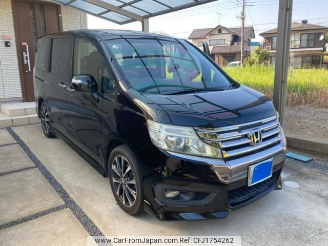 honda stepwagon 2013 CFJ1754262 image 1