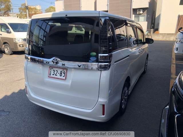 toyota voxy 2019 -TOYOTA--Voxy DBA-ZRR80G--ZRR80-0540471---TOYOTA--Voxy DBA-ZRR80G--ZRR80-0540471- image 2