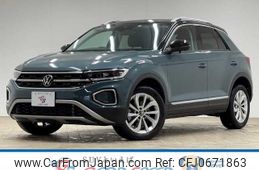 volkswagen volkswagen-others 2022 -VOLKSWAGEN--VW T-Roc 3DA-A1DFF--WVGZZZA1ZPV555908---VOLKSWAGEN--VW T-Roc 3DA-A1DFF--WVGZZZA1ZPV555908-