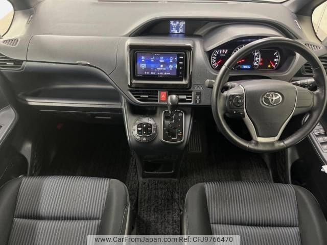 toyota voxy 2014 -TOYOTA--Voxy DBA-ZRR80W--ZRR80-0020481---TOYOTA--Voxy DBA-ZRR80W--ZRR80-0020481- image 2