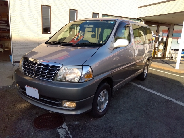 Used Toyota Grand Hiace For Sale CAR FROM JAPAN