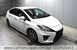 toyota prius 2013 -TOYOTA--Prius ZVW30-5652283---TOYOTA--Prius ZVW30-5652283-