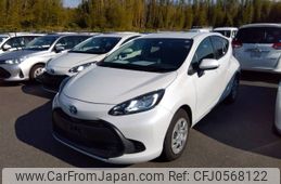 toyota aqua 2022 -TOYOTA--AQUA 6AA-MXPK11--MXPK11-2081219---TOYOTA--AQUA 6AA-MXPK11--MXPK11-2081219-