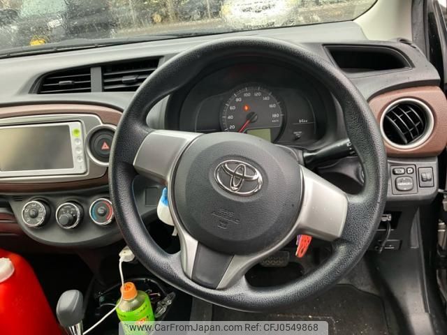 toyota vitz 2012 -TOYOTA--Vitz DBA-KSP130--KSP130-2033797---TOYOTA--Vitz DBA-KSP130--KSP130-2033797- image 2