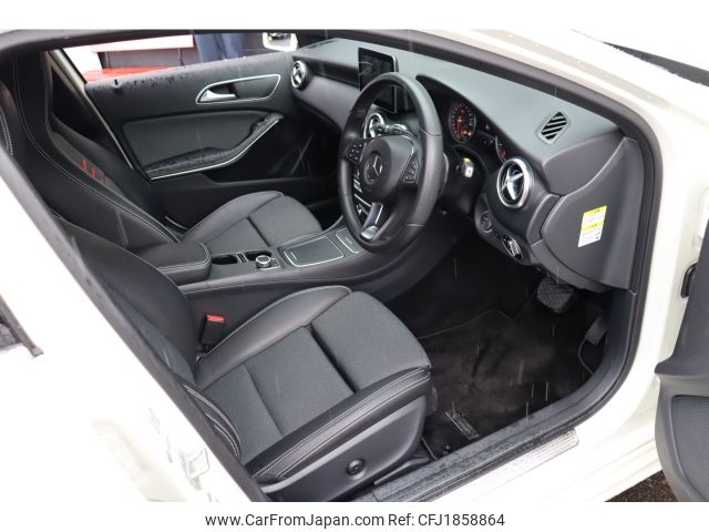 mercedes-benz a-class 2016 CFJ1858864 image 2