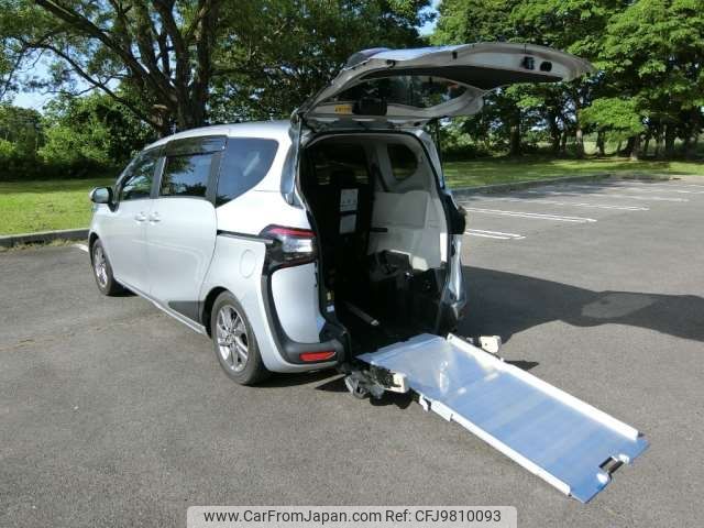 toyota sienta 2016 -TOYOTA--Sienta DBA-NSP172G--NSP172-7001227---TOYOTA--Sienta DBA-NSP172G--NSP172-7001227- image 1