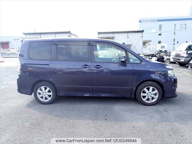 toyota voxy 2009 NIKYO_PB95407 image 1